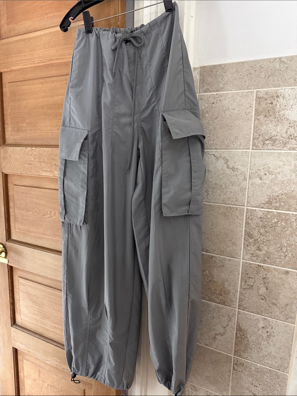 ASOS DESIGN ultra wide parachute cargo pants in charcoal gray M